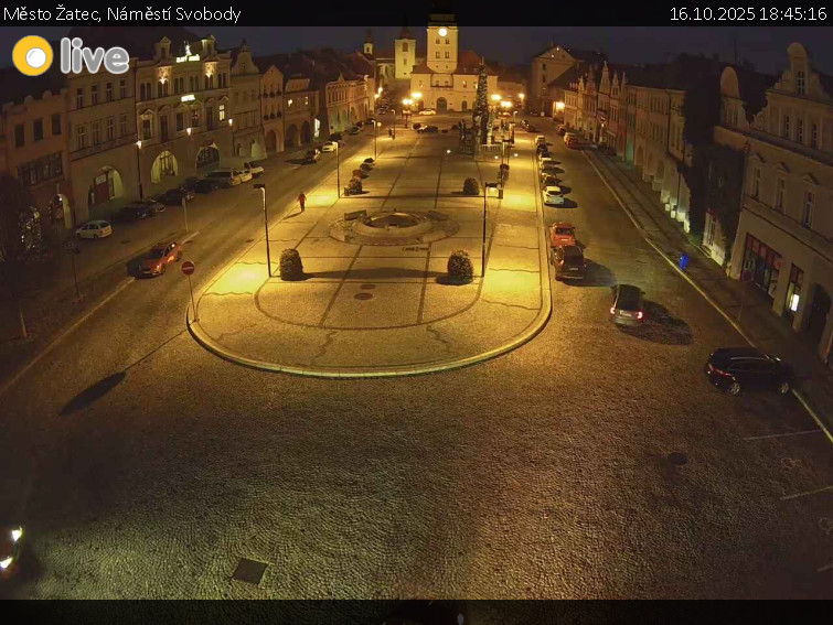 Město Žatec - Náměstí Svobody - 16.10.2025 v 18:45 Město Žatec - Náměstí Svobody - 16.10.2025 v 18:45