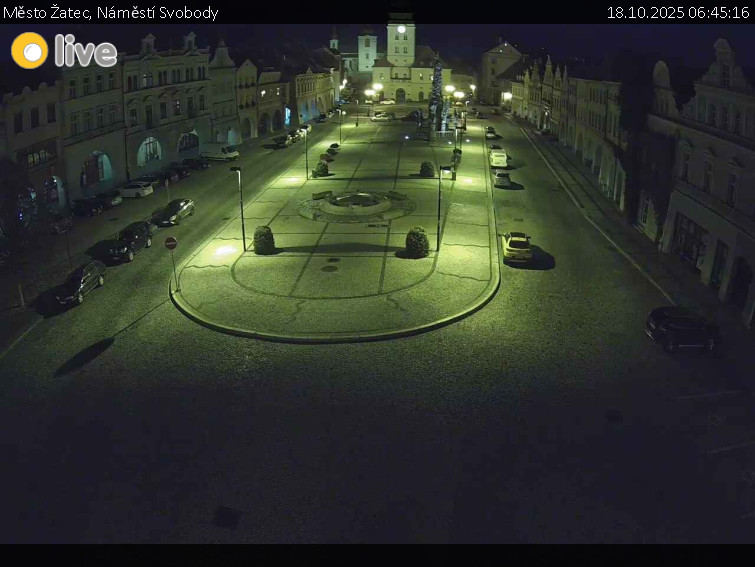 Město Žatec - Náměstí Svobody - 18.10.2025 v 06:45 Město Žatec - Náměstí Svobody - 18.10.2025 v 06:45