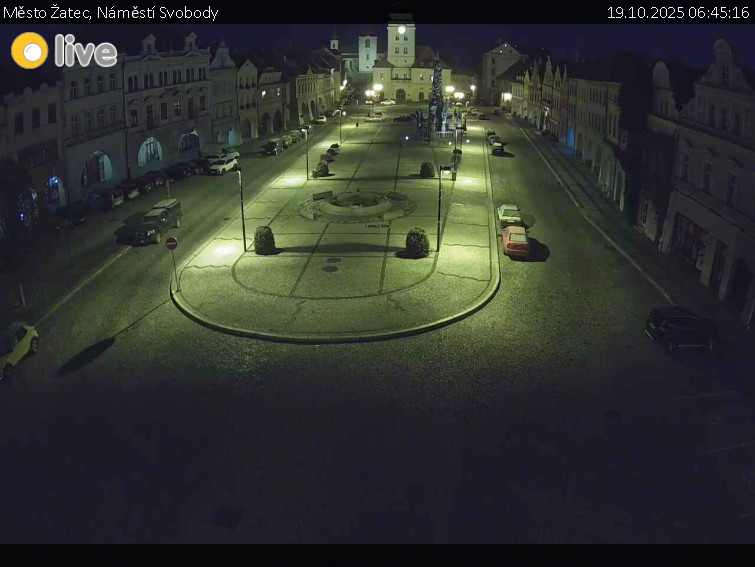 Město Žatec - Náměstí Svobody - 19.10.2025 v 06:45 Město Žatec - Náměstí Svobody - 19.10.2025 v 06:45