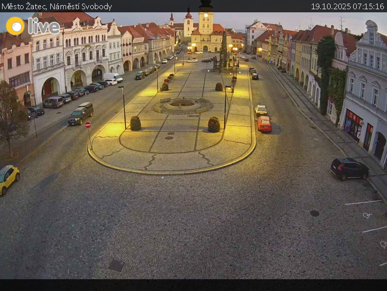Město Žatec - Náměstí Svobody - 19.10.2025 v 07:15 Město Žatec - Náměstí Svobody - 19.10.2025 v 07:15