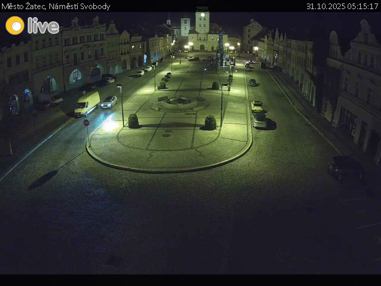 Město Žatec - Náměstí Svobody - 31.10.2025 v 05:15 Město Žatec - Náměstí Svobody - 31.10.2025 v 05:15