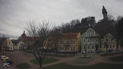 Náměstí, Hrad a Trůba