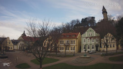 Náměstí, Hrad a Trůba