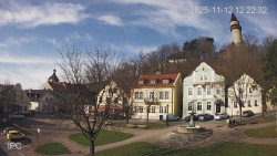 Náměstí, Hrad a Trůba