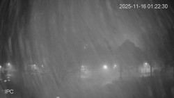 Náměstí, Hrad a Trůba