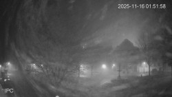 Náměstí, Hrad a Trůba