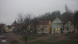 Náměstí, Hrad a Trůba