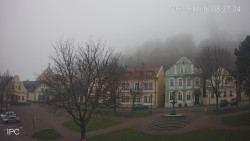 Náměstí, Hrad a Trůba