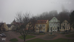 Náměstí, Hrad a Trůba