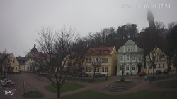 Náměstí, Hrad a Trůba