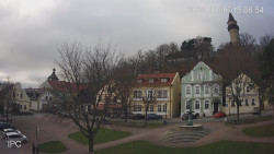 Náměstí, Hrad a Trůba