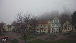 Náměstí, Hrad a Trůba