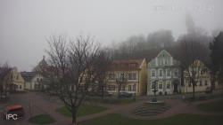 Náměstí, Hrad a Trůba