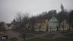 Náměstí, Hrad a Trůba