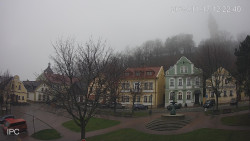 Náměstí, Hrad a Trůba