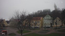 Náměstí, Hrad a Trůba