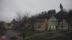 Náměstí, Hrad a Trůba