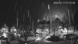 Náměstí, Hrad a Trůba