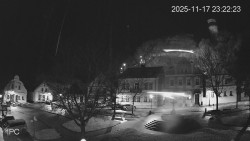 Náměstí, Hrad a Trůba