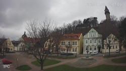 Náměstí, Hrad a Trůba