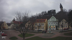 Náměstí, Hrad a Trůba