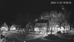 Náměstí, Hrad a Trůba