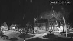 Náměstí, Hrad a Trůba