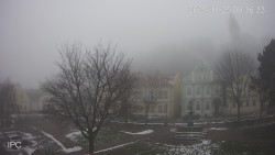 Náměstí, Hrad a Trůba