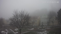 Náměstí, Hrad a Trůba