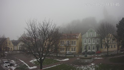 Náměstí, Hrad a Trůba