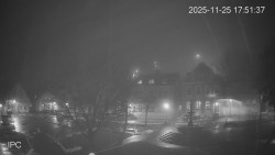 Náměstí, Hrad a Trůba