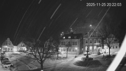 Náměstí, Hrad a Trůba