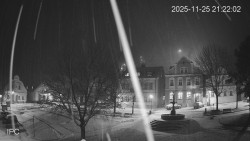 Náměstí, Hrad a Trůba