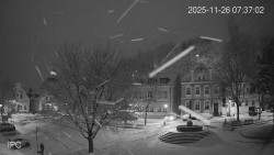 Náměstí, Hrad a Trůba