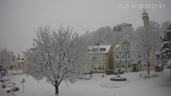 Náměstí, Hrad a Trůba