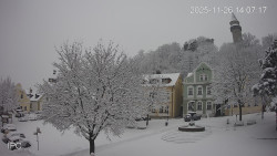 Náměstí, Hrad a Trůba