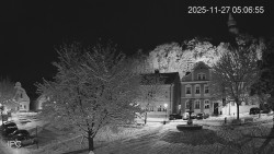 Náměstí, Hrad a Trůba