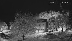 Náměstí, Hrad a Trůba