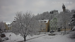 Náměstí, Hrad a Trůba