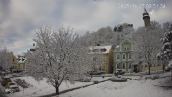 Náměstí, Hrad a Trůba