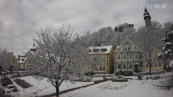 Náměstí, Hrad a Trůba