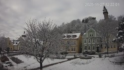 Náměstí, Hrad a Trůba