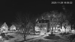 Náměstí, Hrad a Trůba