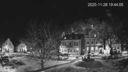 Náměstí, Hrad a Trůba