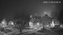 Náměstí, Hrad a Trůba