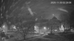 Náměstí, Hrad a Trůba