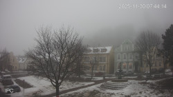 Náměstí, Hrad a Trůba