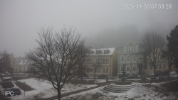 Náměstí, Hrad a Trůba