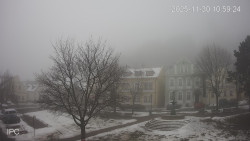 Náměstí, Hrad a Trůba