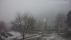 Náměstí, Hrad a Trůba